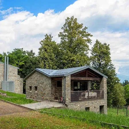 Of Bellagio's Woods Tatil Evi
